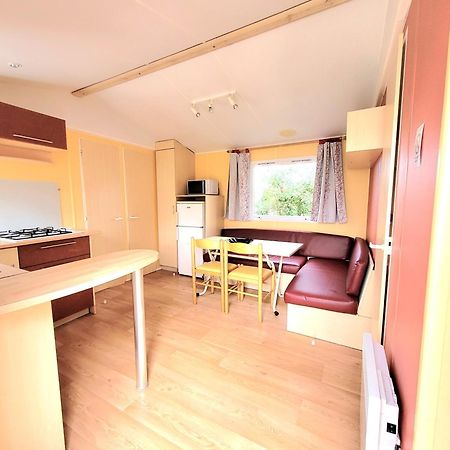 Camping Les 2 Salamandres Arces-sur-Gironde Eksteriør billede